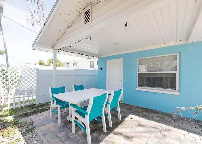 Charming Beachside Retreat #3 - Steps To The Hébergement de vacances *